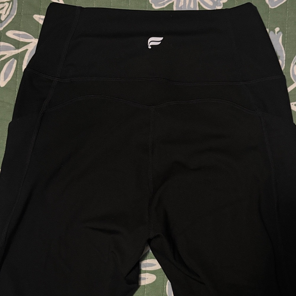 Fabletics Black PureLuxe Youth Medium leggings
